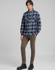 chemise-carreaux-replay-bleue-homme-profil