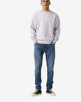 jean-512-levis-bleu-homme-porte