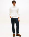 pull-col-roule-tommy-hilfiger-homme-beige-porte