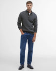pull-demizip-homme-barbour-mkn0837gy53-porte