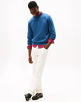 sweat-tommy-hilfiger-bleu-homme-porte
