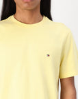 tshirt-tommyhilfiger-homme-jaune-zoom-face