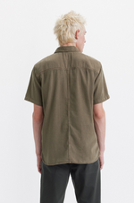 Laden Sie das Bild in den Galerie-Viewer, Chemise manches courtes homme Levi&#39;s kaki | Georgespaul
