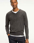 Pull col V Tommy Hilfiger gris anthracite coton pima et cachemire - Georgespaul