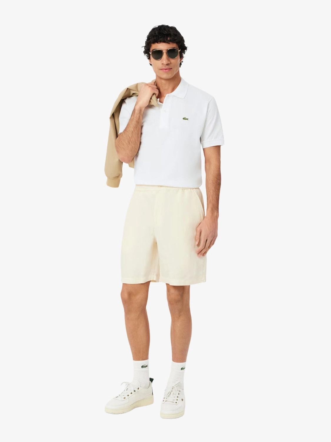 Polo-blanc-Lacoste-L1212-00-001-porte