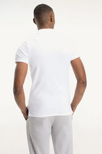 Laden Sie das Bild in den Galerie-Viewer, Polo Tommy Jeans ajusté blanc en coton bio
