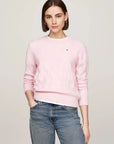 Pull torsadé Tommy Hilfiger rose en laine pour femme | Georgespaul