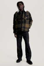Charger l&#39;image dans la galerie, Surchemise à carreaux Tommy Jeans kaki en sherpa
