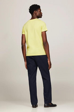 Afbeelding in Gallery-weergave laden, T-Shirt Tommy Hilfiger ajusté jaune en coton bio stretch
