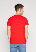 Laden Sie das Bild in den Galerie-Viewer, T-Shirt Tommy Hilfiger rouge en coton bio stretch | Georgespaul
