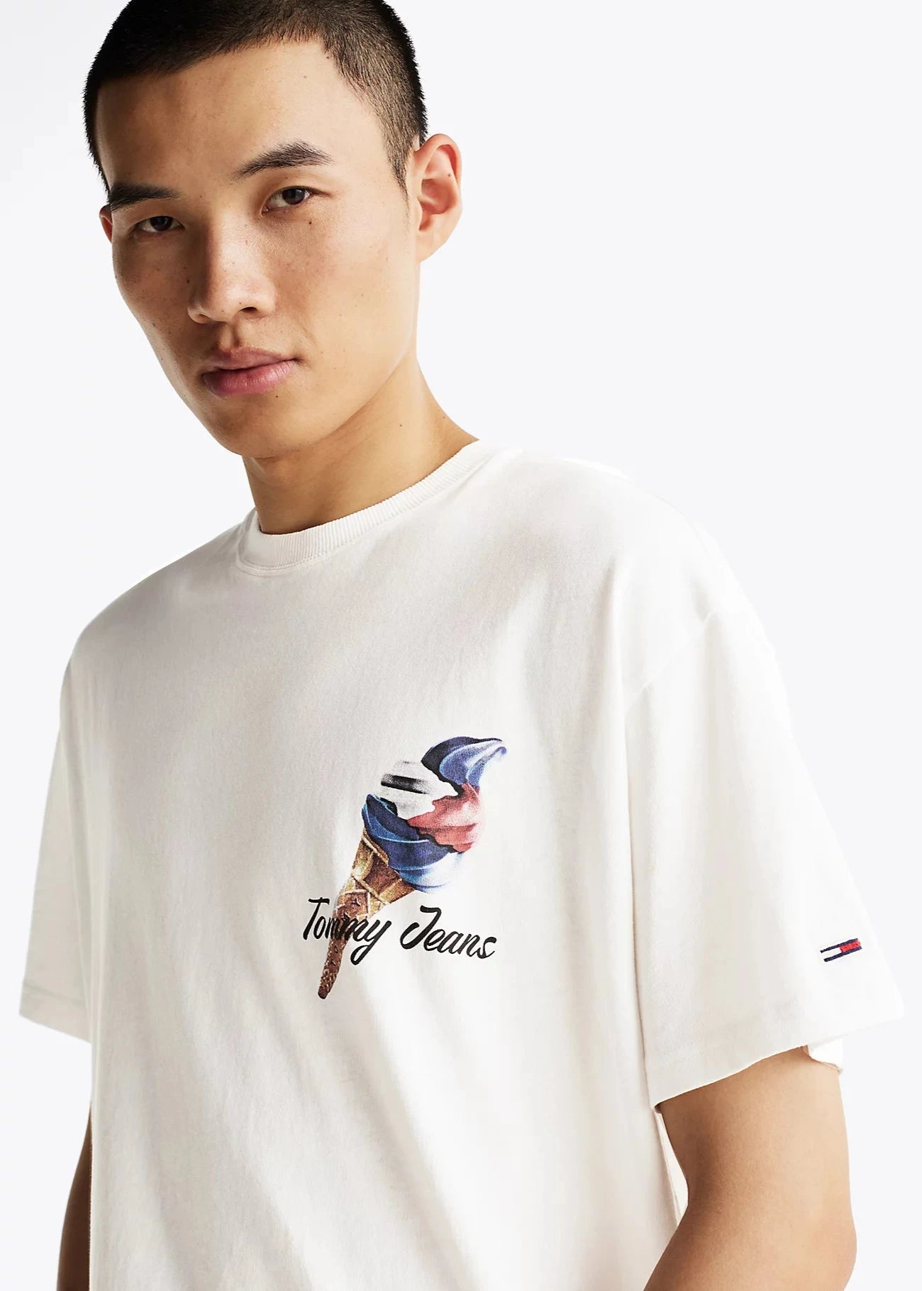 T-Shirt Tommy Jeans blanc pour homme | Georgespaul