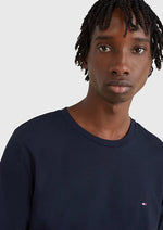 Afbeelding in Gallery-weergave laden, T-Shirt homme manches longues Tommy Hilfiger marine coton bio | Georgespaul
