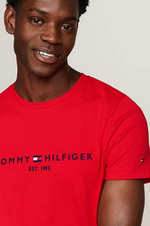 Charger l&#39;image dans la galerie, T-Shirt logo poitrine Tommy Hilfiger rouge coton bio
