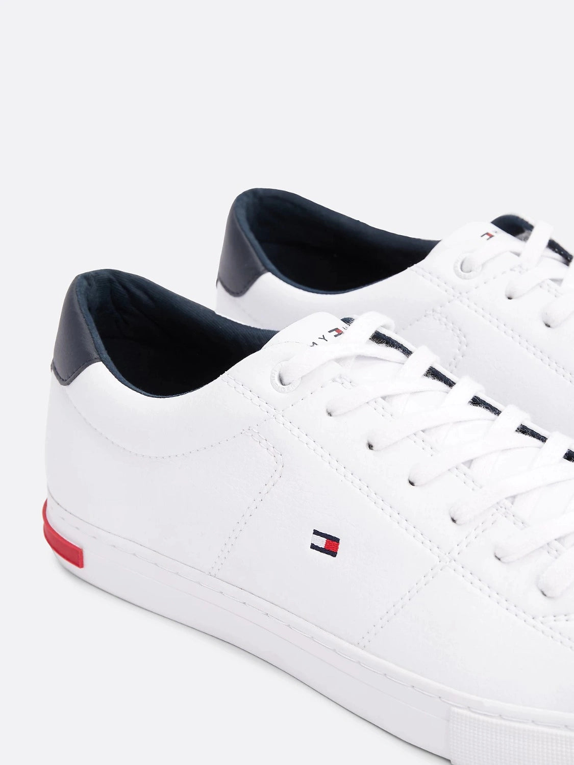 baskets-homme-tommy-hilfiger-FM0FM04047YBR-zoom