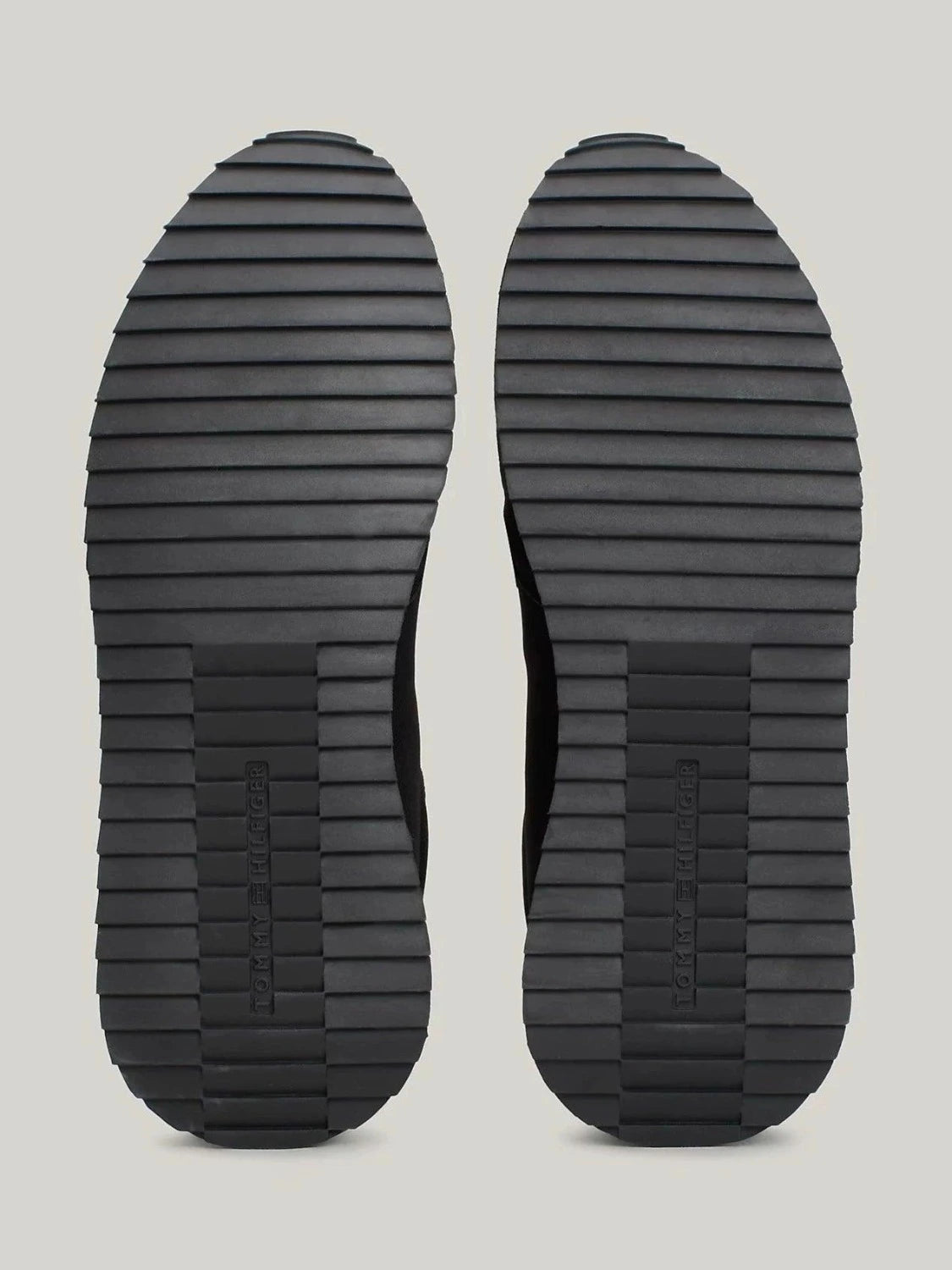 baskets-homme-tommy-hilfiger-fm0fm05122bds-dessous