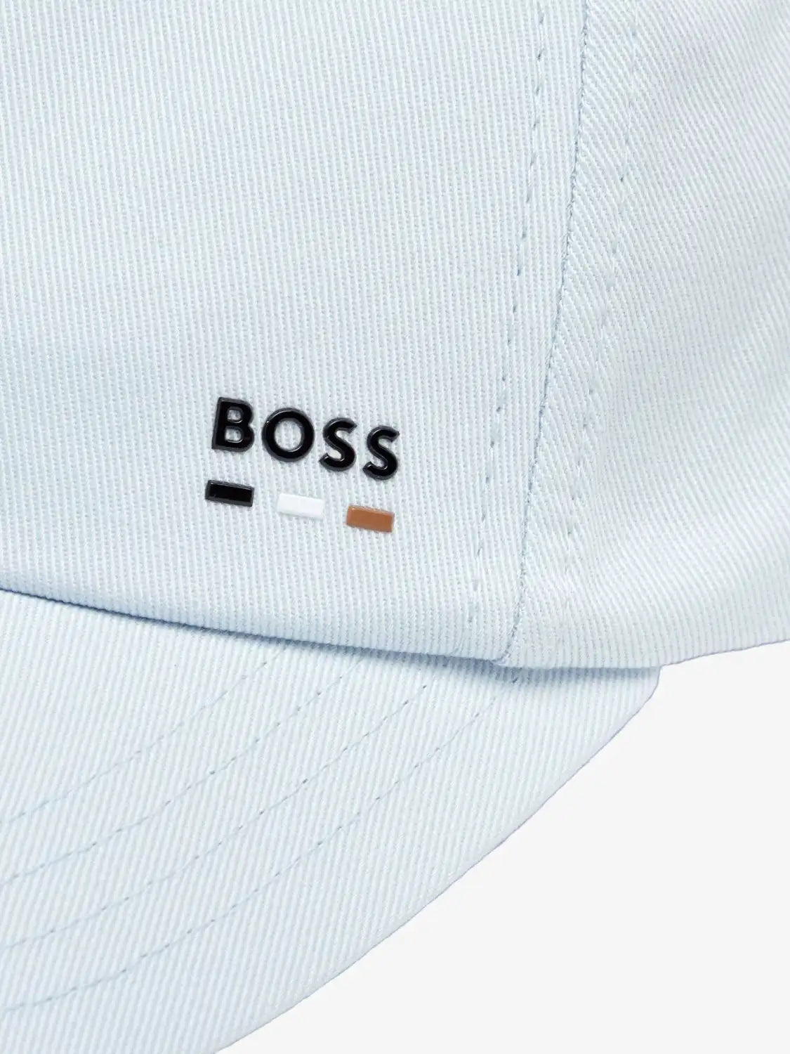 casquette-boss-bleue-zoom-50556435499