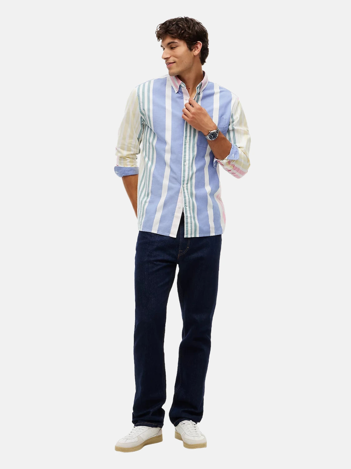chemise-rayee-tommy-jeans-beige-porte