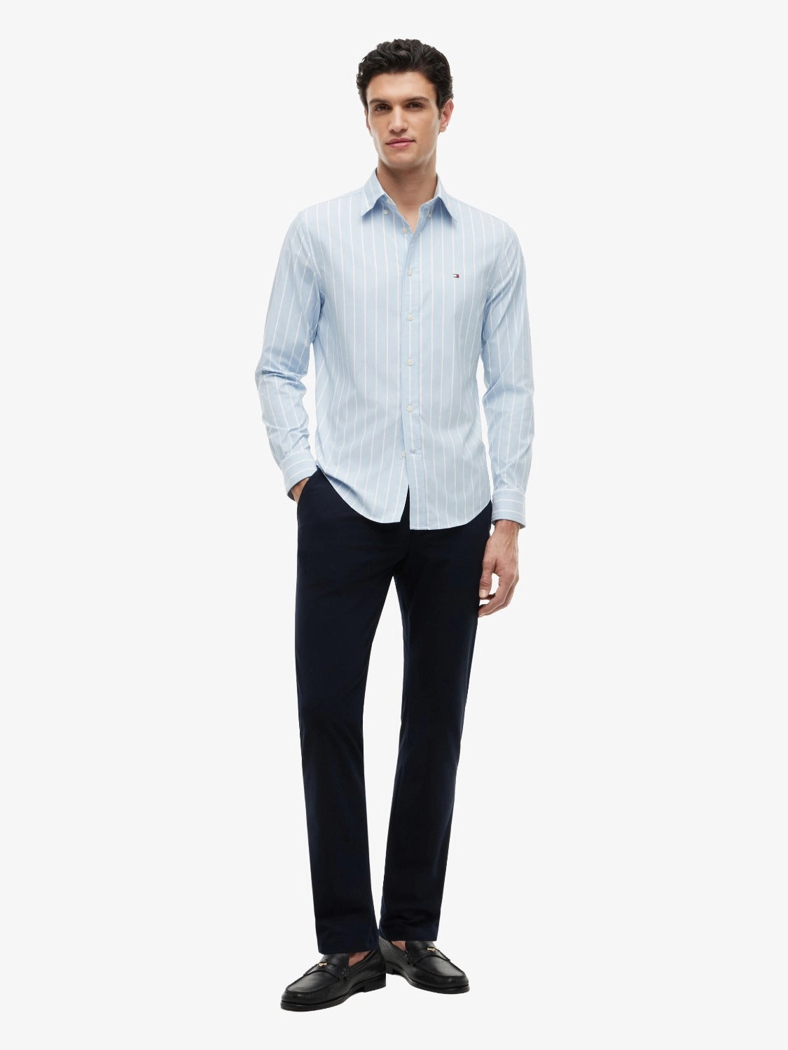 chemise-tommy-hilfiger-bleue-MW0MW434300A4-porte