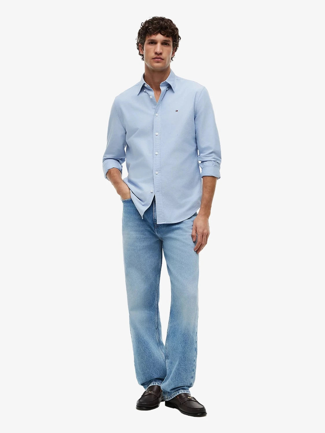 chemise-tommy-hilfiger-bleue-homme-MW0MW357740GZ-porte