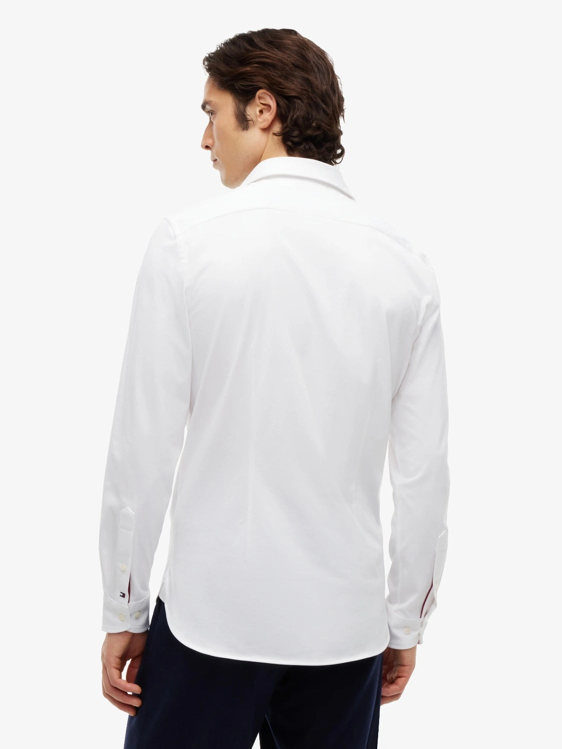 chemise-tommy-hilfiger-blmanche-homme-MW0MW46678YBR-dos