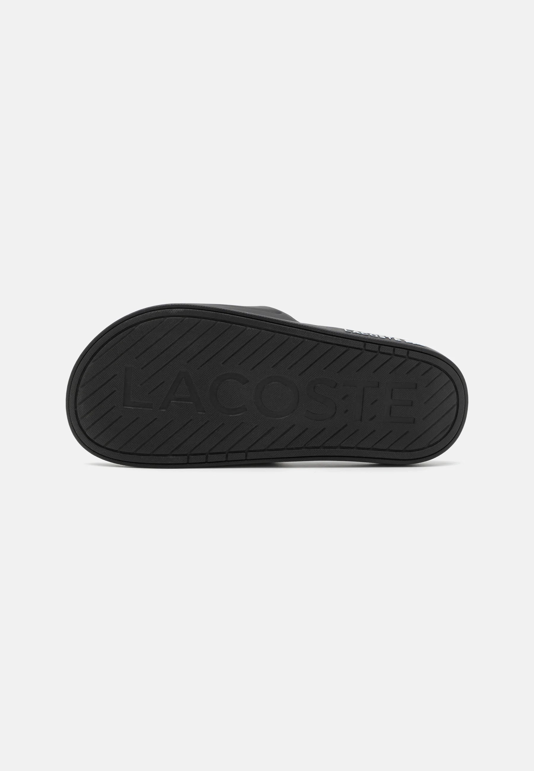 claquettes-lacoste-noires-43cma011031-dos