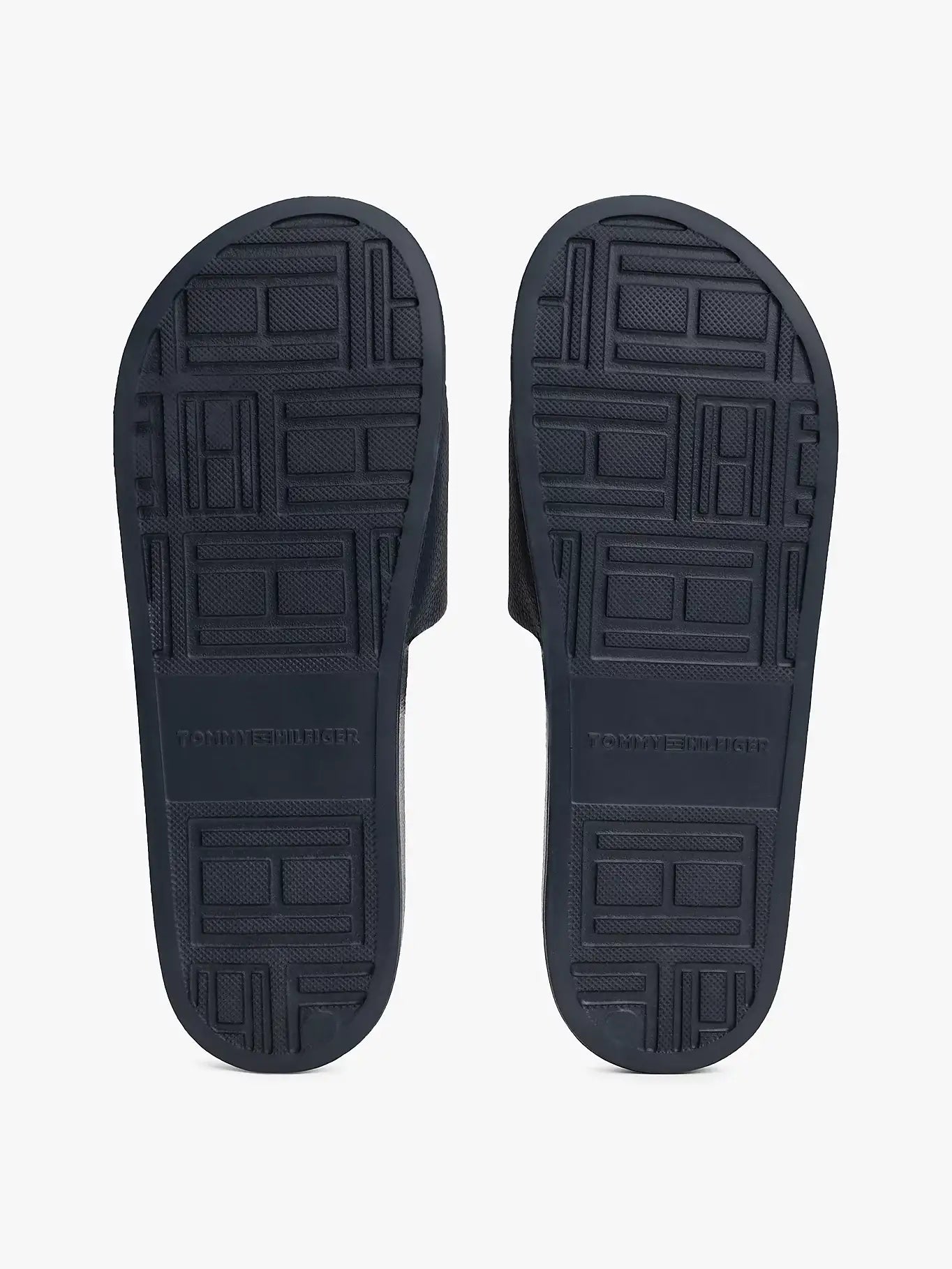 claquettes-tommy-hilfiger-FM0FM05432DW5-dessous_1
