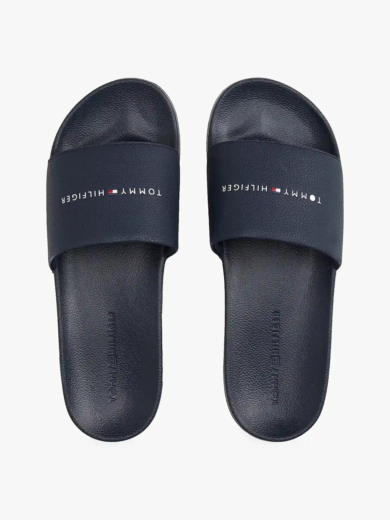 claquettes-tommy-hilfiger-FM0FM05432DW5-dessus_1