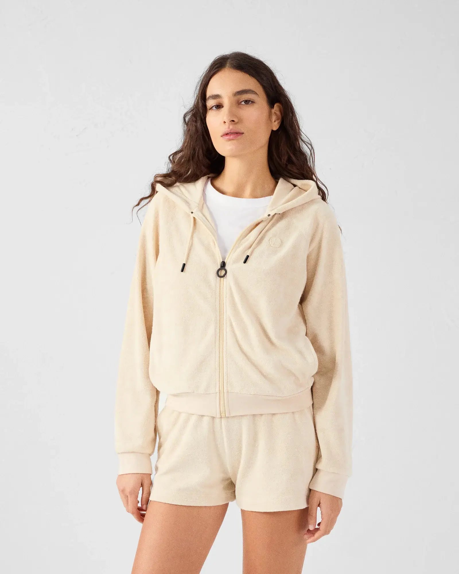 gilet-jott-anemone-beige-femme-face