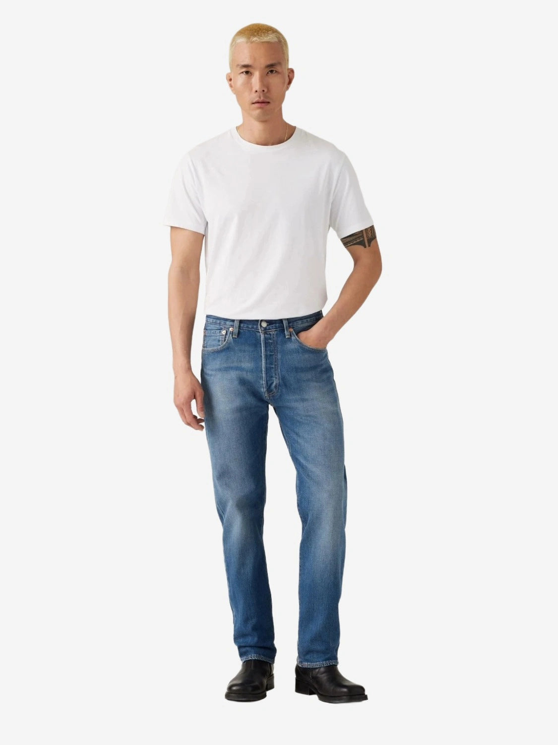 jean-501-levis-homme-bleu-porte-face