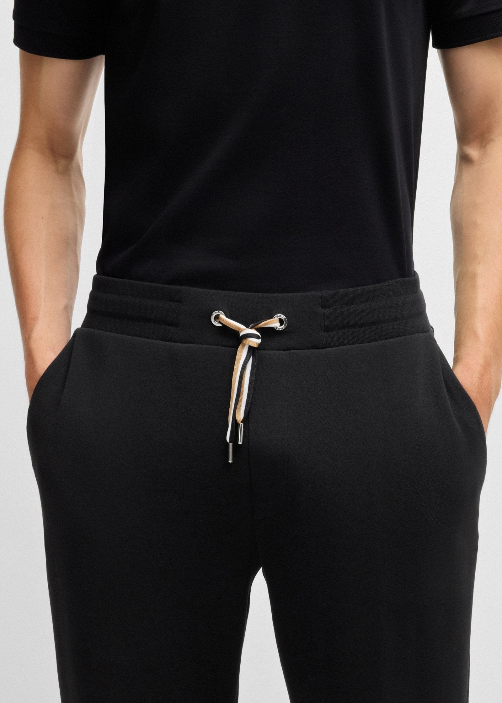 Pantalon de jogging BOSS noir homme | Georgespaul  