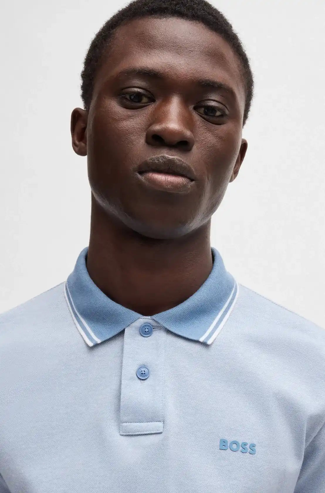 polo-boss-homme-bleu-zoom