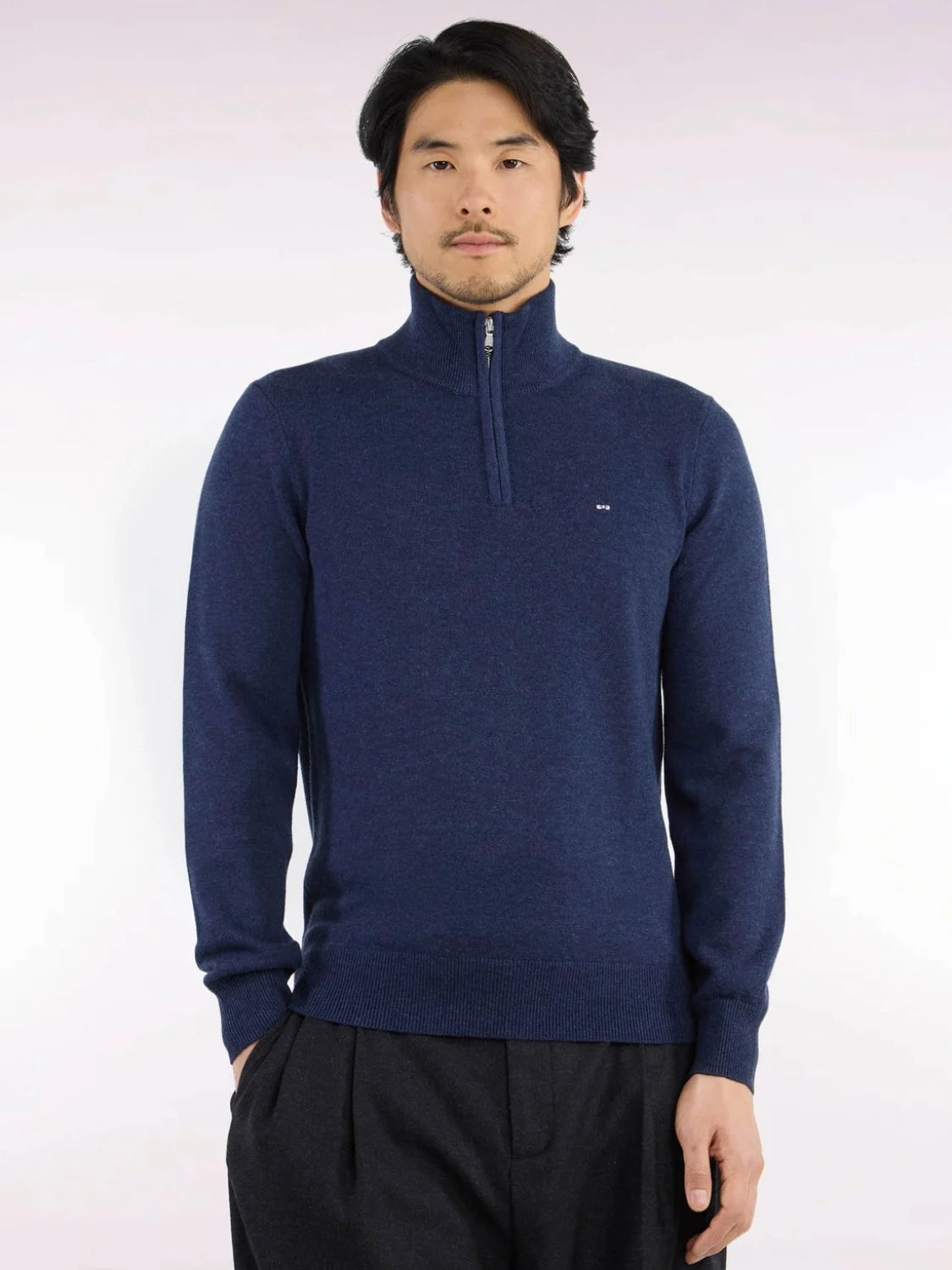 pull-camionneur-eden-park-bleu-homme-H26MAIPU0002BLF21-face-porte
