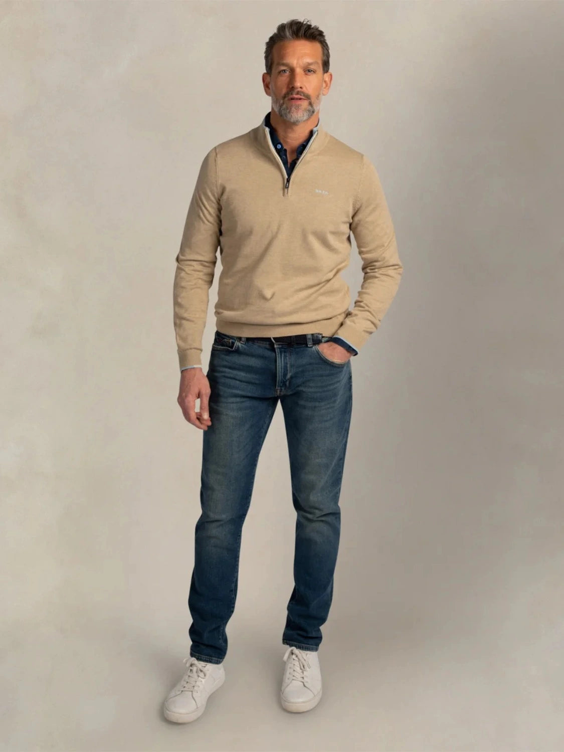 pull-camionneur-nza-homme-26bn4651134-AV