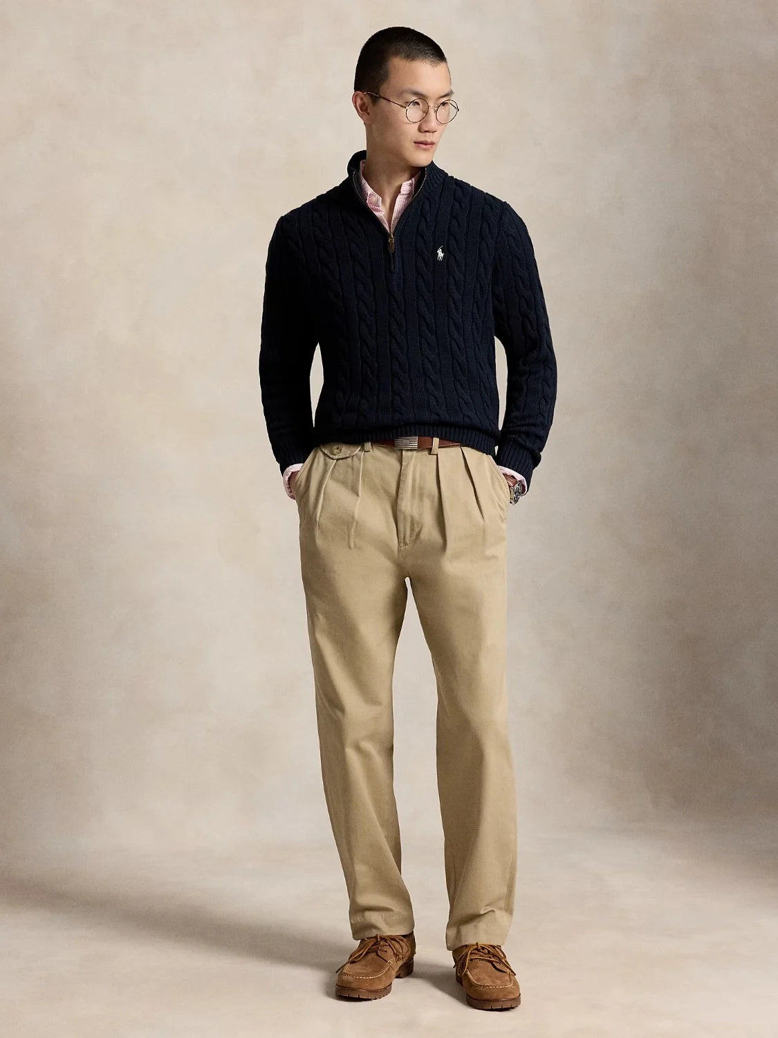 pull-camionneur-ralph-lauren-marine-homme-710810841500-porte
