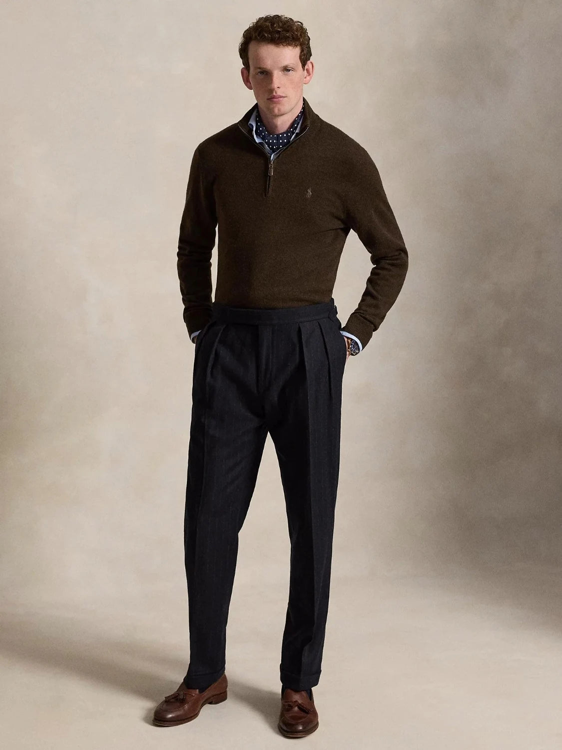 pull-camionneur-ralph-lauren-marron-homme-710876756503-porte