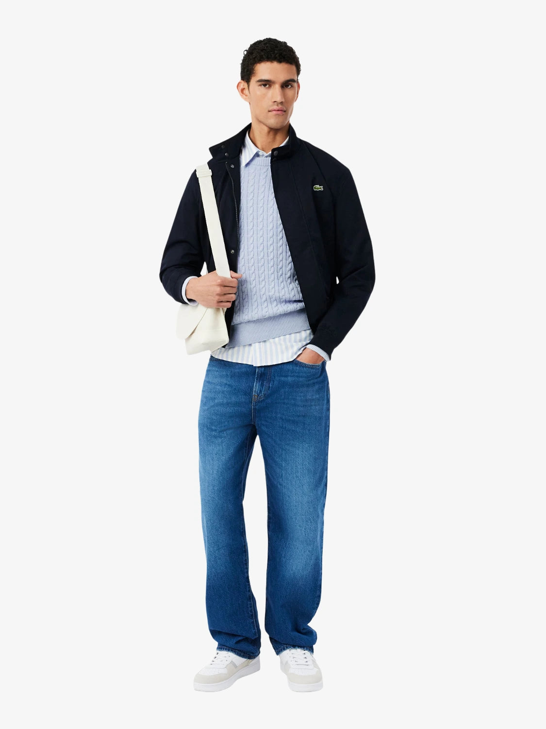 pull-torsade-lacoste-bleu-porte-ah7627-00-fgi