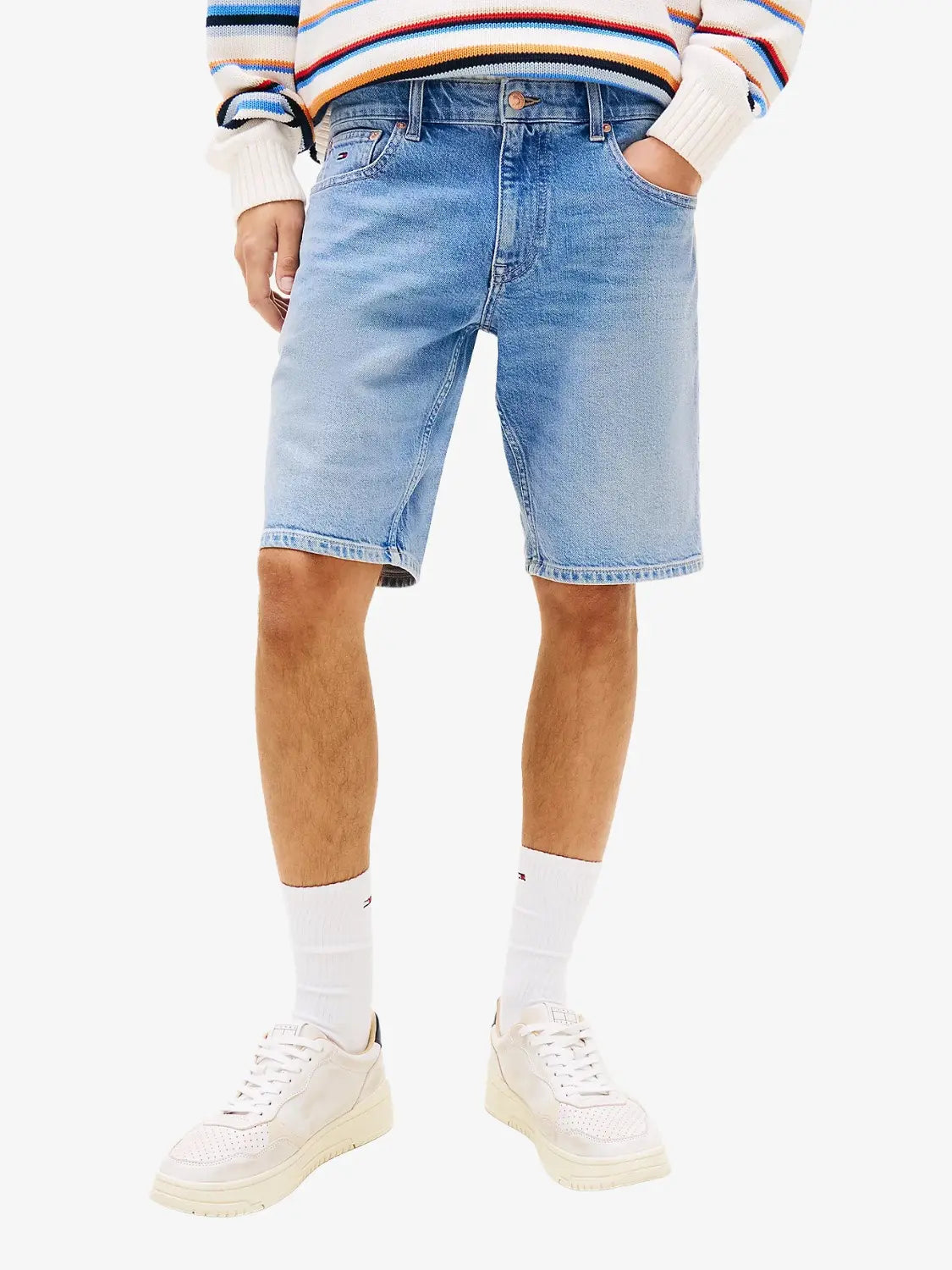 short-jean-tommy-jeans-homme-DM0DM229811A5-face