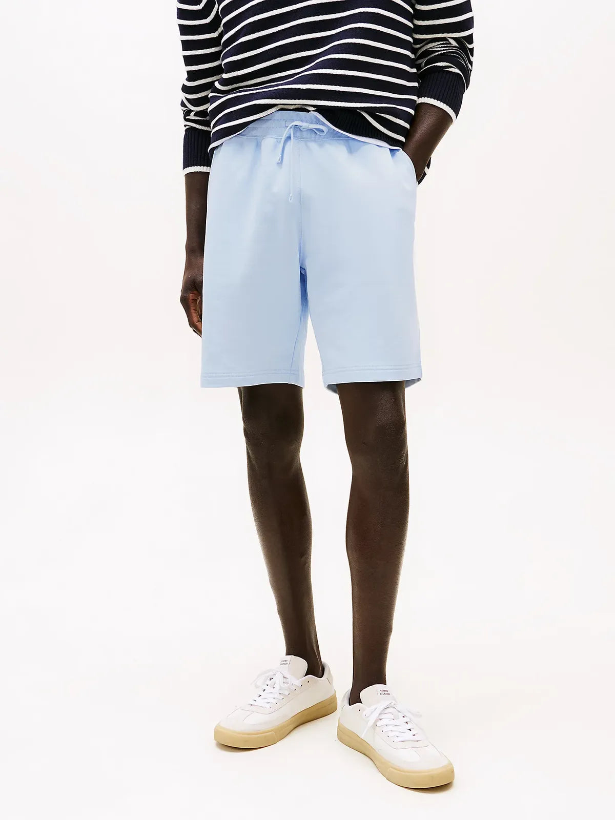 short-tommy-hilfiger-homme-bleu-porte