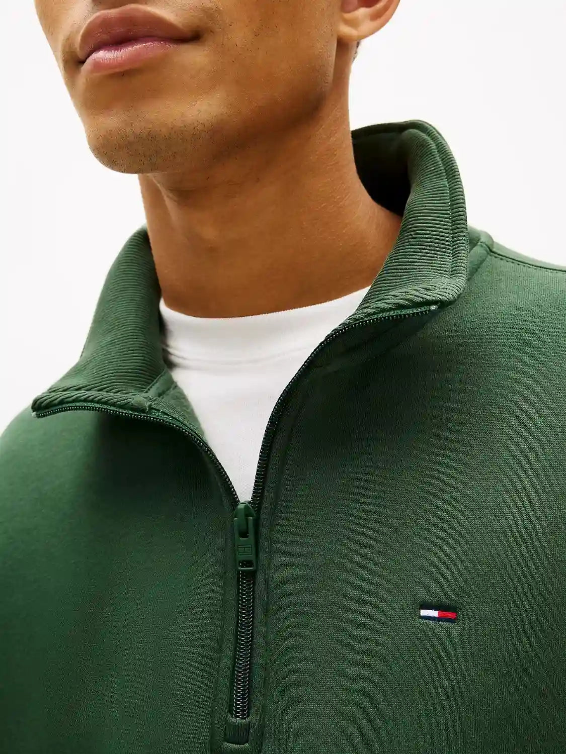 sweat-camionneur-tommy-jeans-dm0dm20339mbl-col
