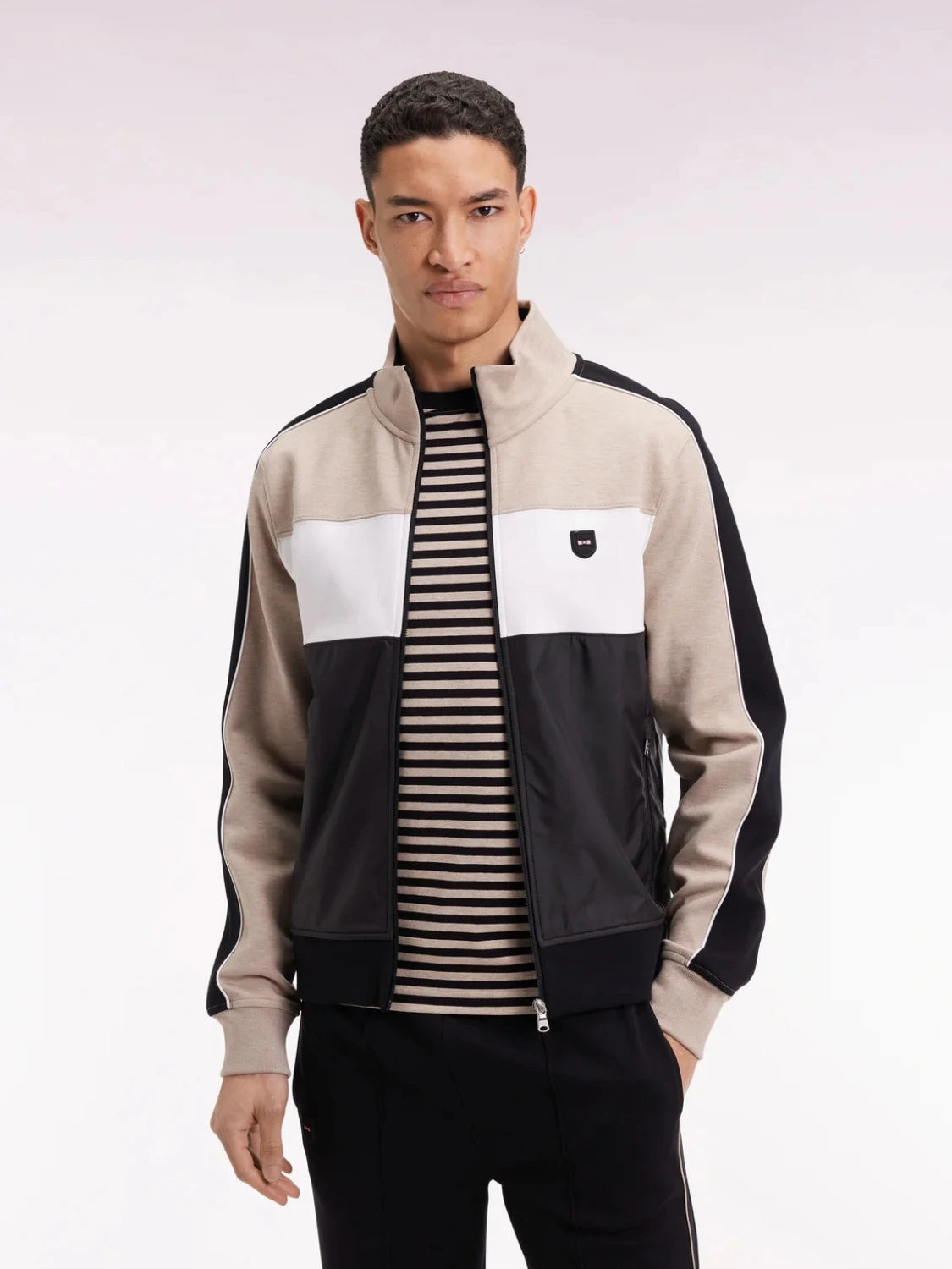 sweat-zippe-bi-matiere-beige-homme-face