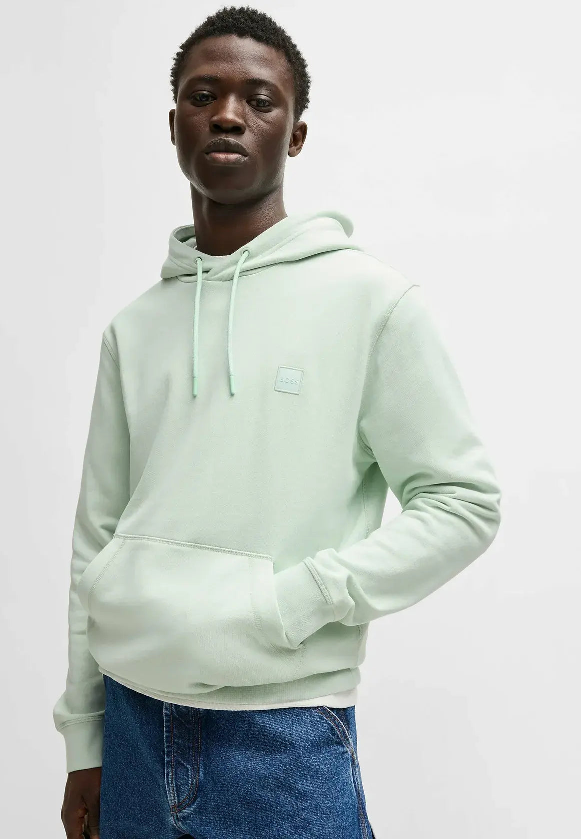 sweatshirt-boss-homme-vert-zoom