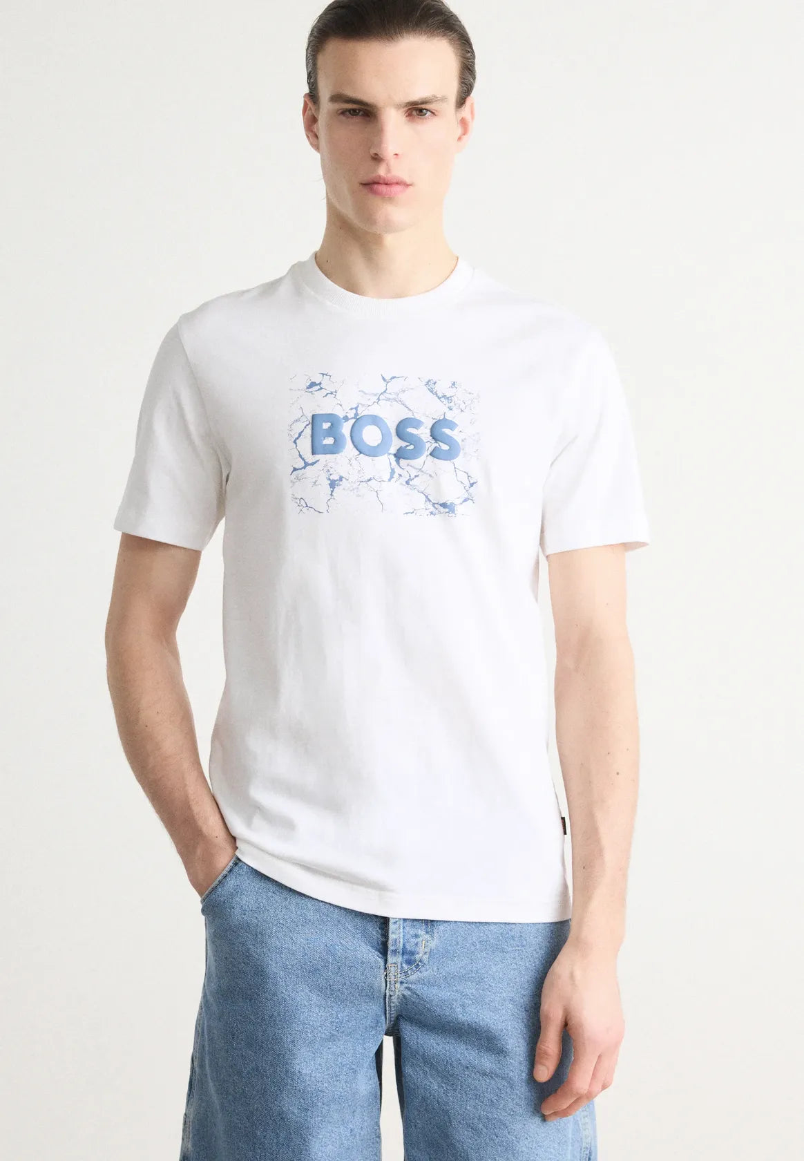 tshirt-boss-homme-blanc-face