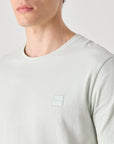 tshirt-boss-homme-bleu-zoom-devant