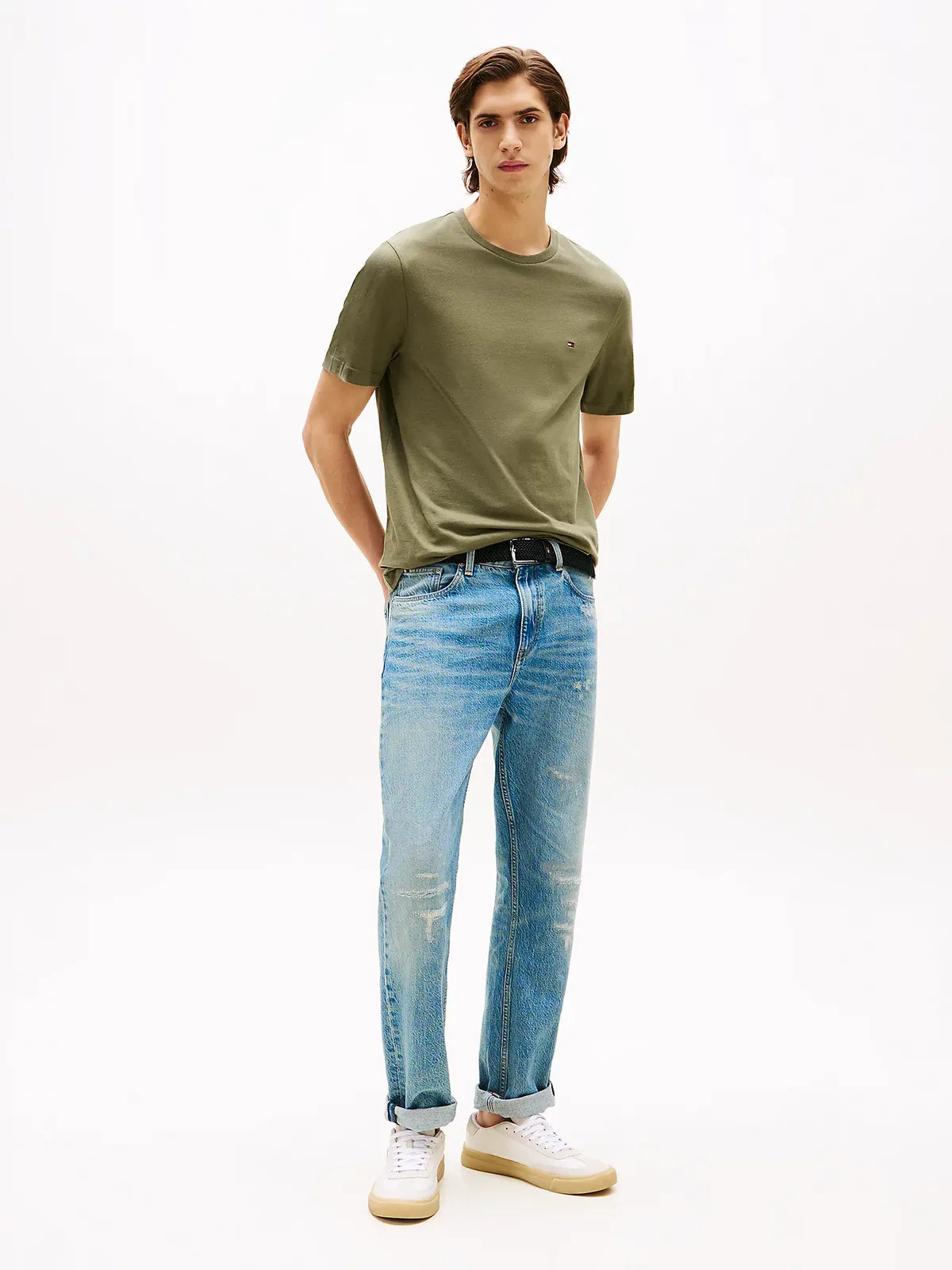 tshirt-tommy-hilfiger-homme-kaki-porte
