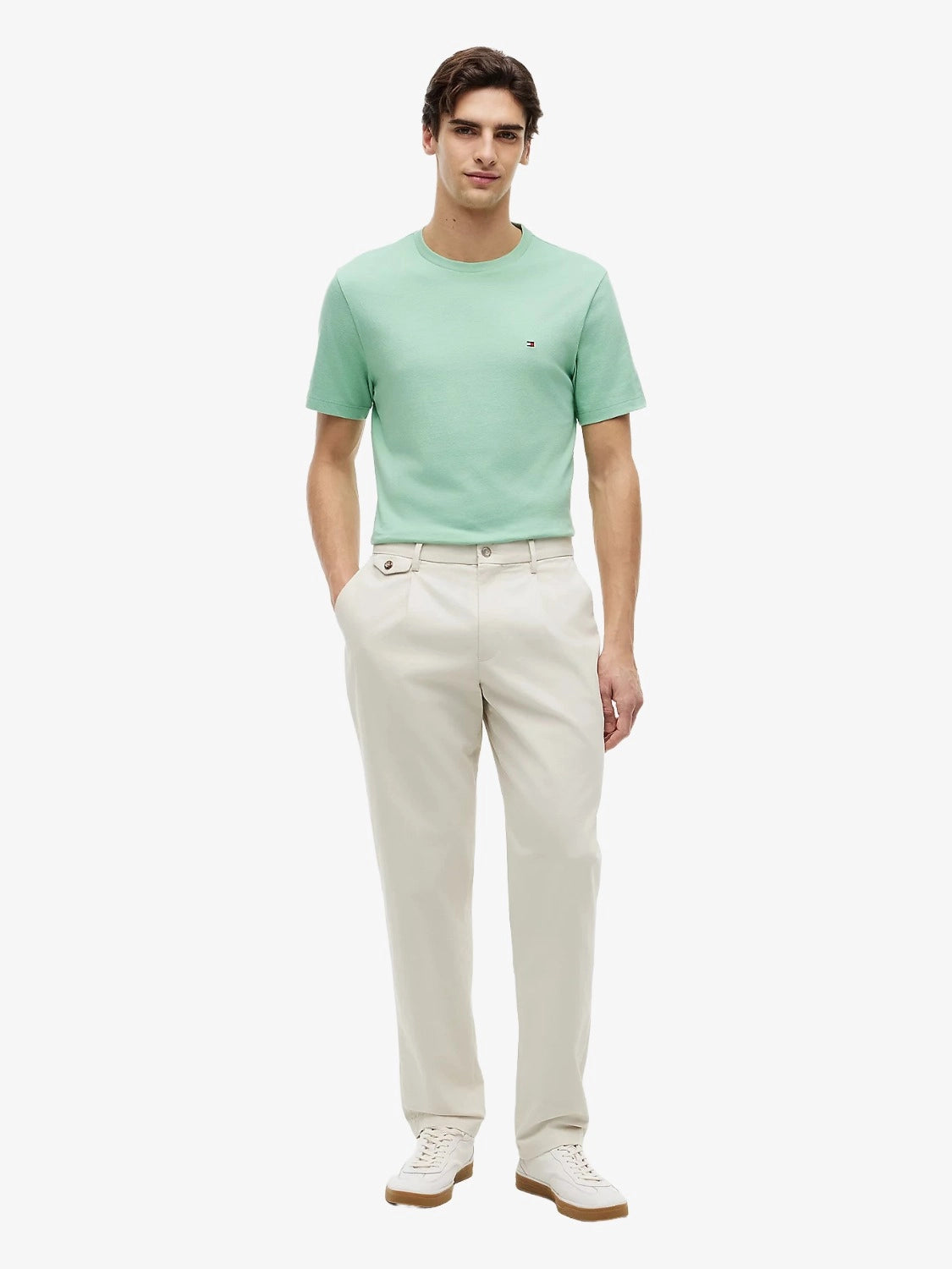 tshirt-tommy-hilfiger-vert-homme-MW0MW39995L1A-porte