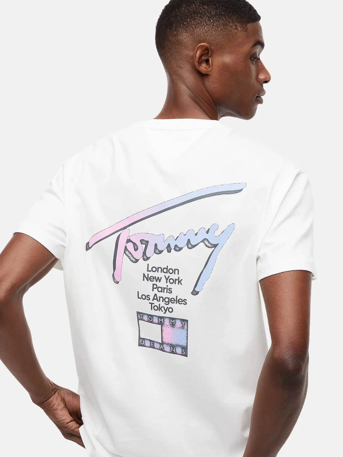 tshirt-tommy-jeans-beige-zoom