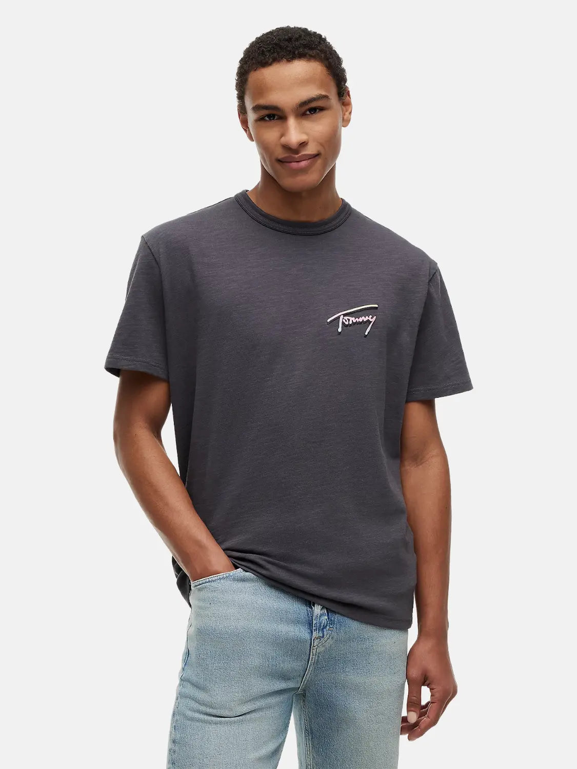 tshirt-tommy-jeans-noir-face