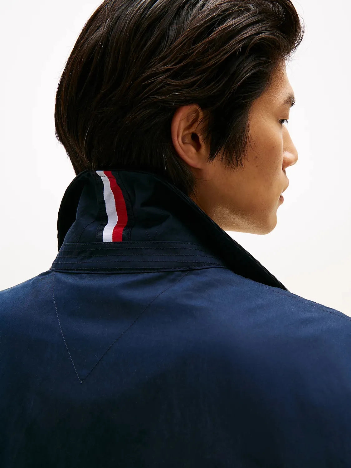 veste-tommy-hilfiger-marine-homme-zoom