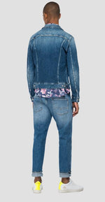 Laden Sie das Bild in den Galerie-Viewer, Verwaschene blaue Replay-Jeansjacke
