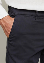 Afbeelding in Gallery-weergave laden, Pantalon chino pour homme Eden Park marine en coton stretch | Georgespaul
